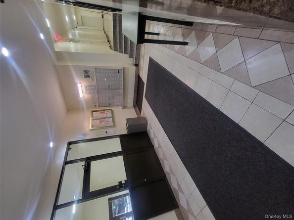 Undisclosed Address #914592, Hollis NY 11423