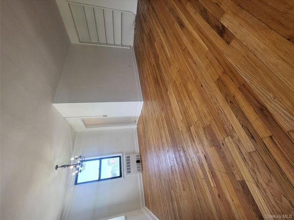 Undisclosed Address #914592, Hollis NY 11423