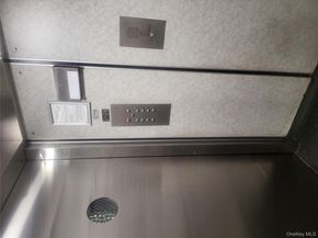 Undisclosed Address #914592, Hollis NY 11423