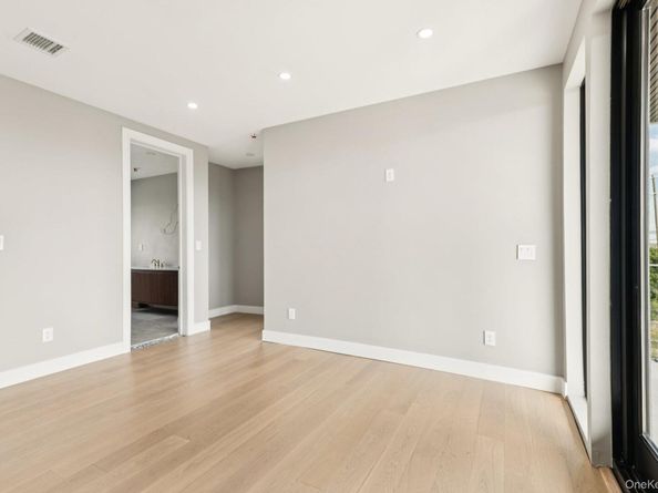 1368 Beech Street, Atlantic Beach NY 11509