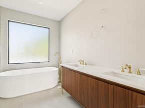 1368 Beech Street, Atlantic Beach NY 11509