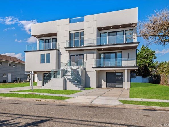 1368 Beech Street, Atlantic Beach NY 11509