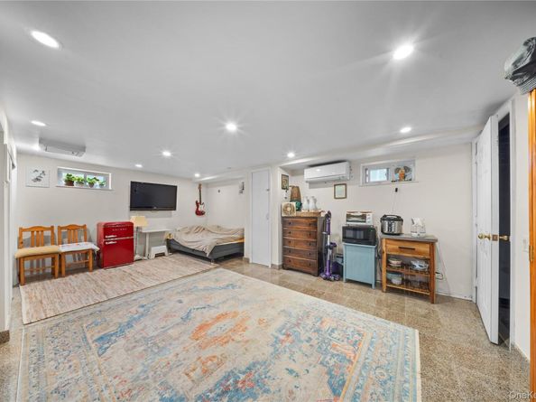 26-23 Utopia Parkway, Bayside NY 11358