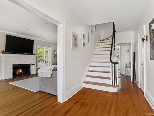 126 N Broadway, White Plains NY 10603
