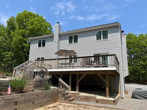 27 Newtown Court, Hampton Bays NY 11946