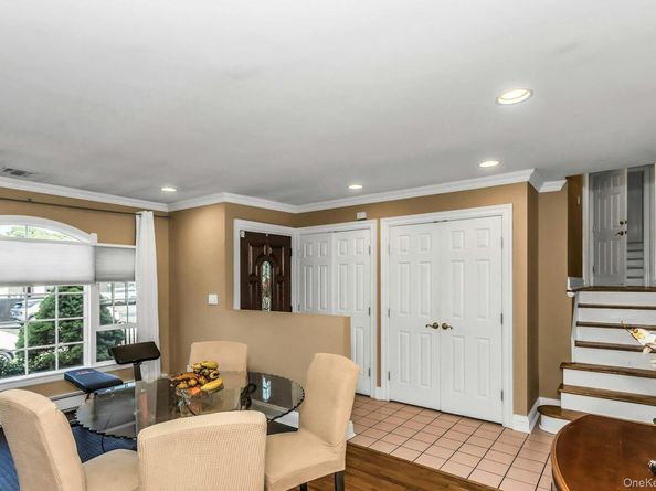 28 Grove Street, Massapequa NY 11758