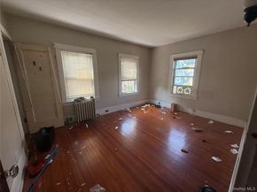 87 Brookside Avenue, Mount Vernon NY 10553
