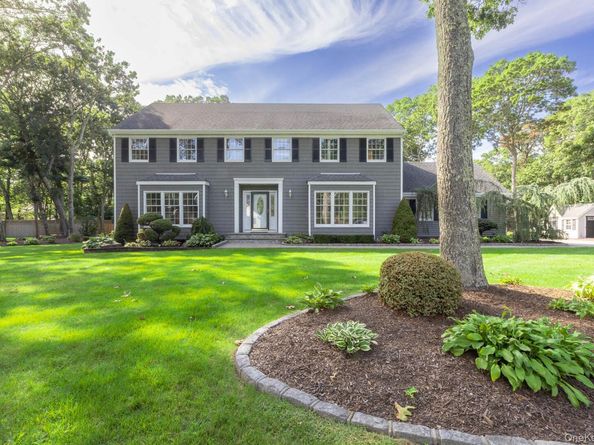 50 Margin Drive W, Shirley NY 11967