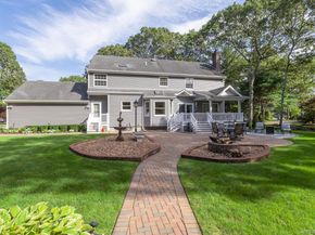 50 Margin Drive W, Shirley NY 11967