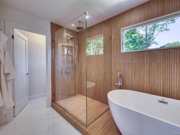 980 Manhanset Avenue, Greenport NY 11944