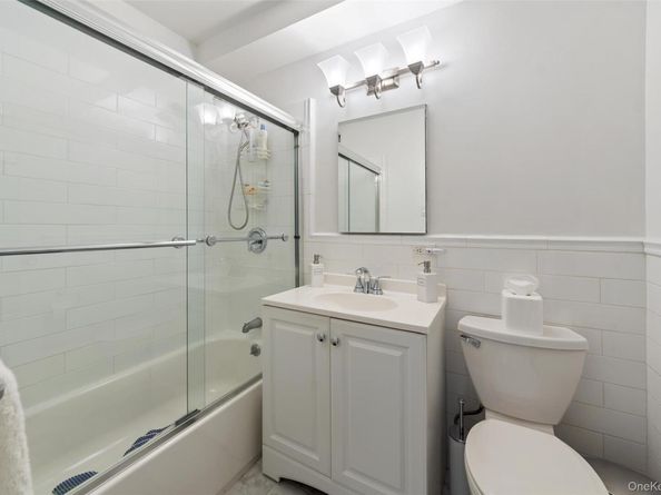 1874 Pelham Parkway South 6M, Bronx NY 10461