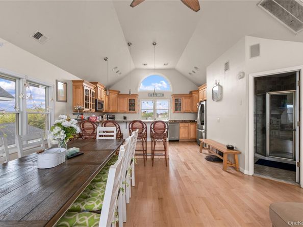 22 Bungalow Walk, Ocean Beach NY 11770