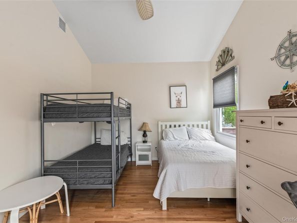 22 Bungalow Walk, Ocean Beach NY 11770