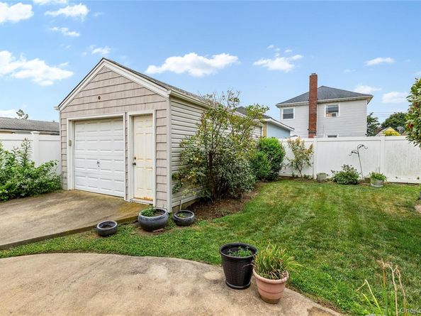 24112 148th Avenue, Rosedale NY 11422
