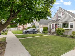 24112 148th Avenue, Rosedale NY 11422