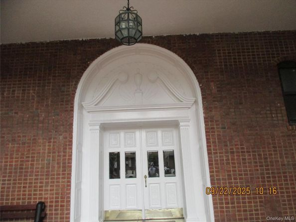 84-51 Beverly Road 2S, Kew Gardens NY 11415