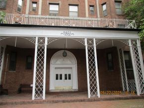 84-51 Beverly Road 2S, Kew Gardens NY 11415