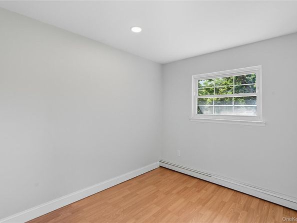 87 Bellwood Avenue, South Setauket NY 11720