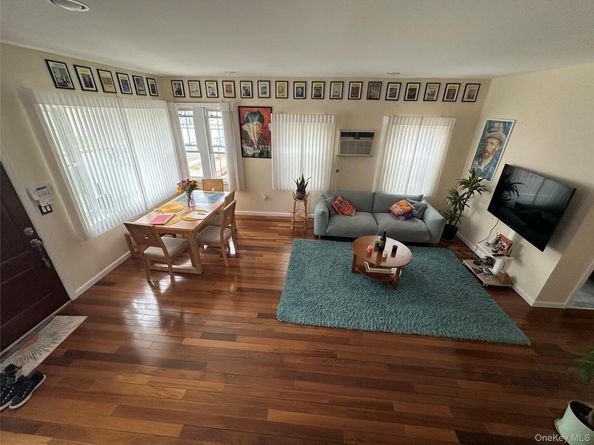 209 Rhame Avenue, East Rockaway NY 11518