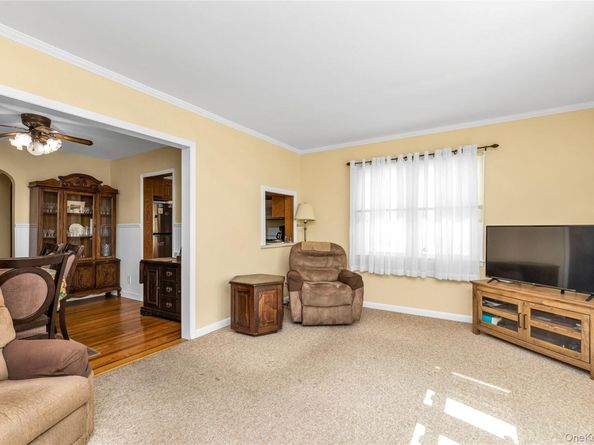 107 Aster Drive, New Hyde Park NY 11040
