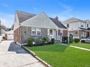 107 Aster Drive, New Hyde Park NY 11040