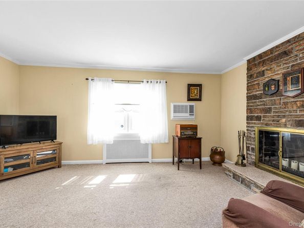 107 Aster Drive, New Hyde Park NY 11040