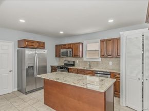 75 Anstice Street, Oyster Bay NY 11771