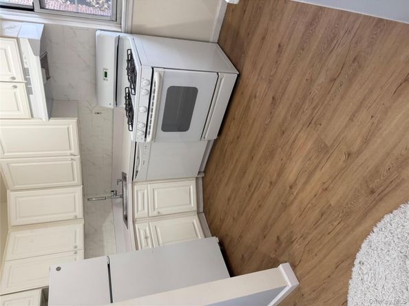 141-04 77 Ave 75 F, Flushing NY 11367