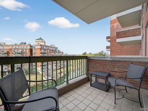 100 Hilton Avenue 601, Garden City NY 11530