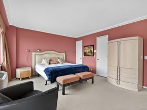 100 Hilton Avenue 601, Garden City NY 11530