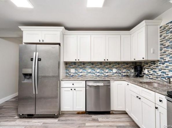 10 Sunnyside Drive, Sound Beach NY 11789