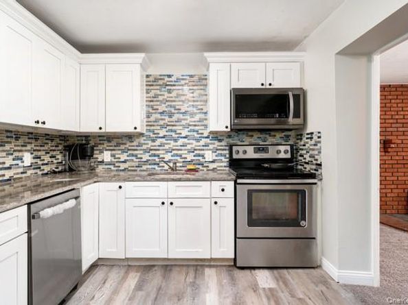 10 Sunnyside Drive, Sound Beach NY 11789