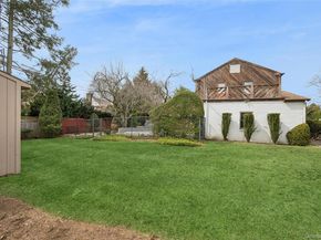 24 Allen Road, Rockville Centre NY 11570