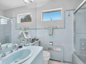 24 Allen Road, Rockville Centre NY 11570