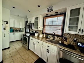 68 Robert Street, Freeport NY 11520