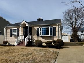 68 Robert Street, Freeport NY 11520