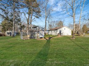 72 Locust Avenue, Oakdale NY 11769