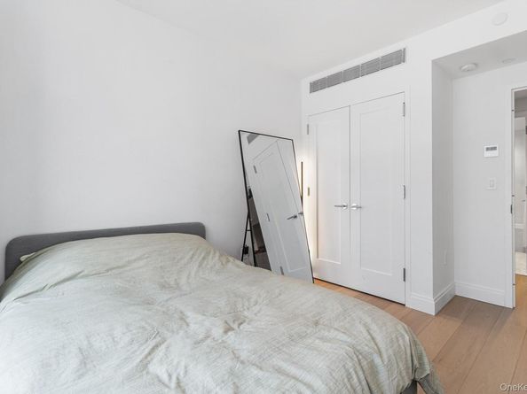 37-14 34th Street N3E, Long Island City NY 11101