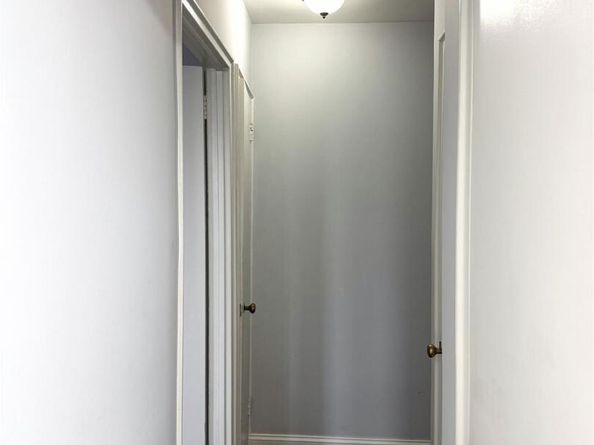 143-50 Hoover Ave 204, Briarwood NY 11435