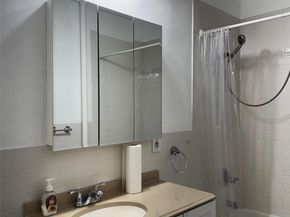 143-50 Hoover Ave 204, Briarwood NY 11435