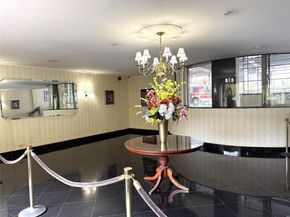 143-50 Hoover Ave 204, Briarwood NY 11435