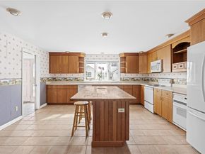 855 Old Salt Road, Mattituck NY 11952