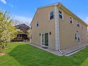 69 Woodward Street, Roslyn Heights NY 11577