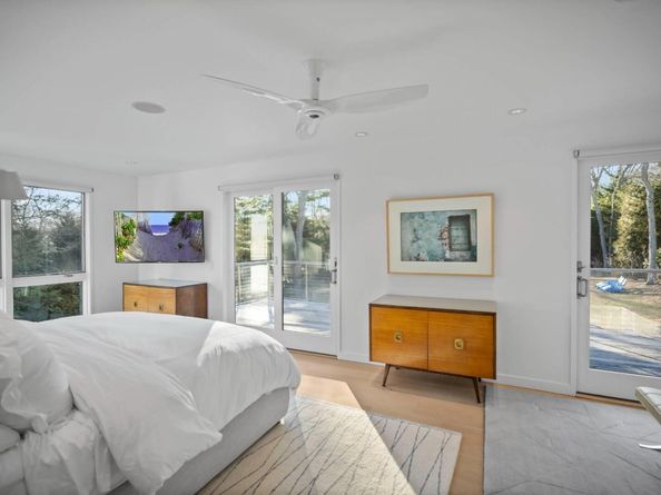 Undisclosed Address #827862, East Hampton NY 11937