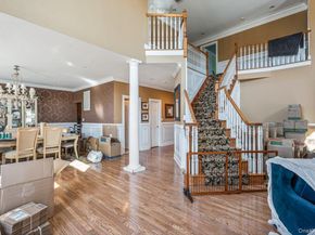 22 Turnberry Court, Dix Hills NY 11746