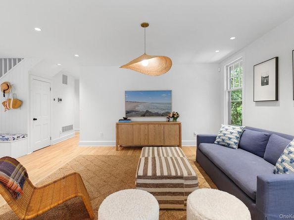 3380 Noyac Road, Sag Harbor NY 11963
