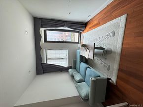 144-56 Roosevelt Avenue 4B, Flushing NY 11354