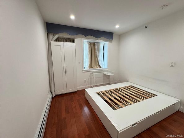 144-56 Roosevelt Avenue 4B, Flushing NY 11354