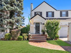 16 Farnum Street, Lynbrook NY 11563