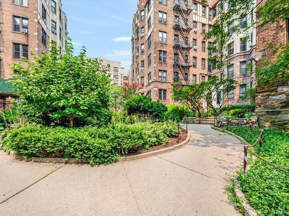 758 Brady Court 214, Bronx NY 10462